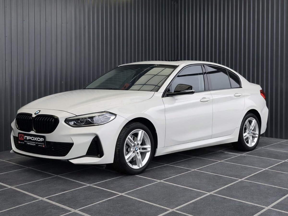Открыть фотографии: BMW 1 серии III (F52) Рестайлинг