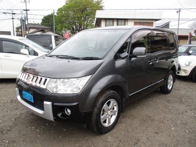 Mitsubishi Delica D:5 I