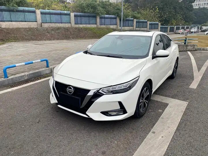 Nissan Sylphy IV (B18)