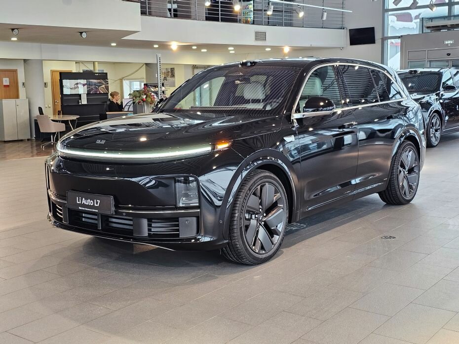 Li Auto (Lixiang) L7 52.3 kWh I Рестайлинг