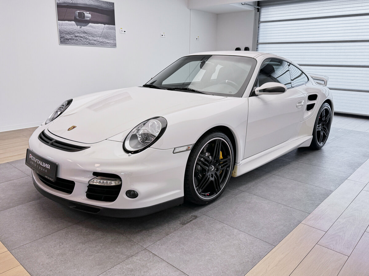 Открыть фотографии: Porsche 911 VI (997)