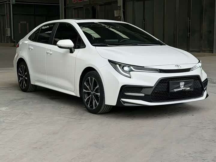 Toyota Corolla Sporty XII (E210) Рестайлинг