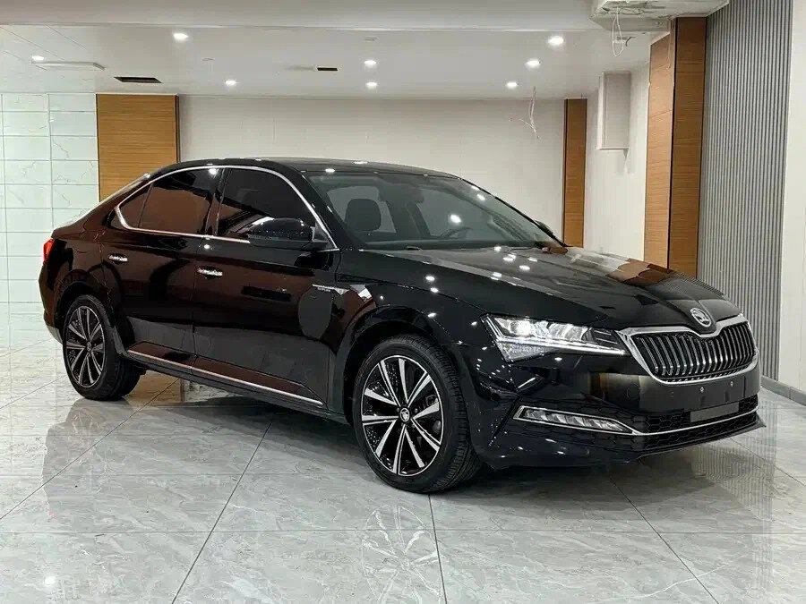 Skoda Superb III Рестайлинг