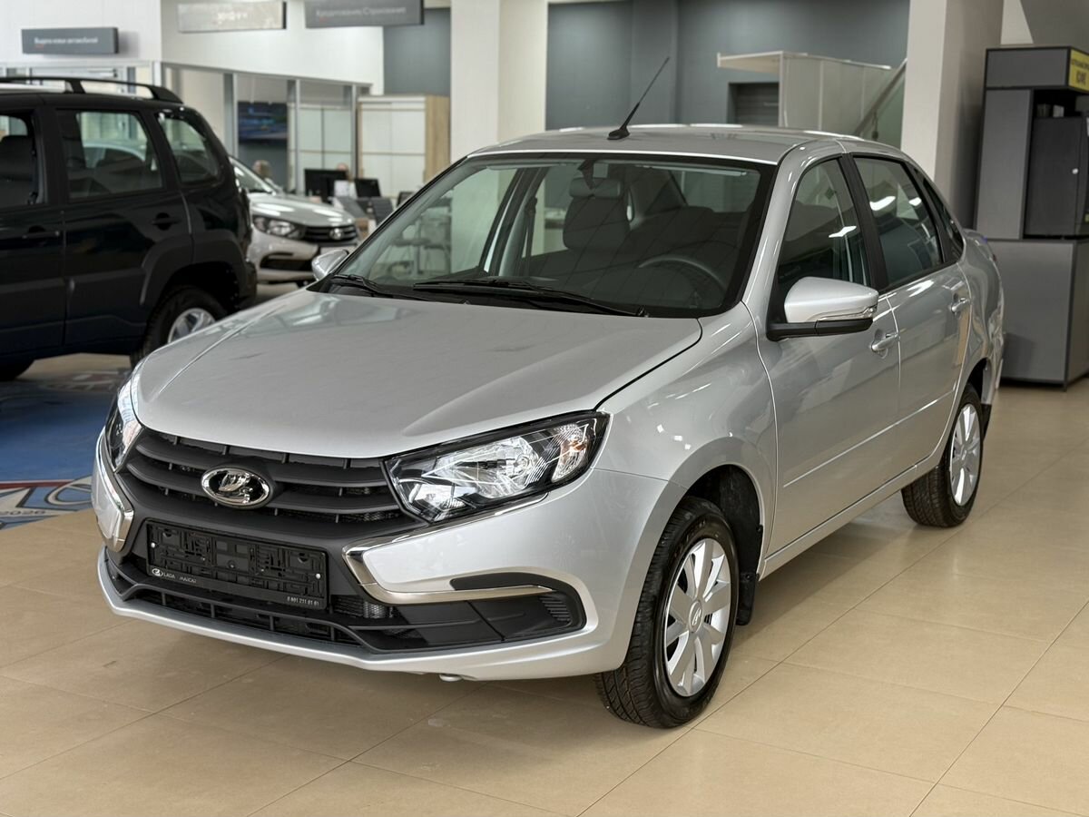 Открыть фотографии: Lada (ВАЗ) Granta I Рестайлинг