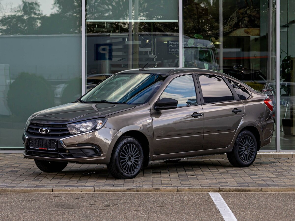 Открыть фотографии: Lada (ВАЗ) Granta I Рестайлинг