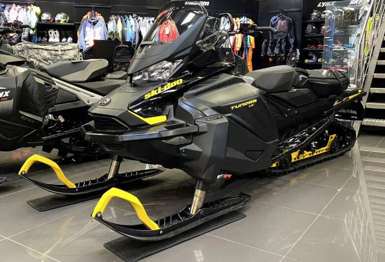 BRP Ski-Doo Tundra 600