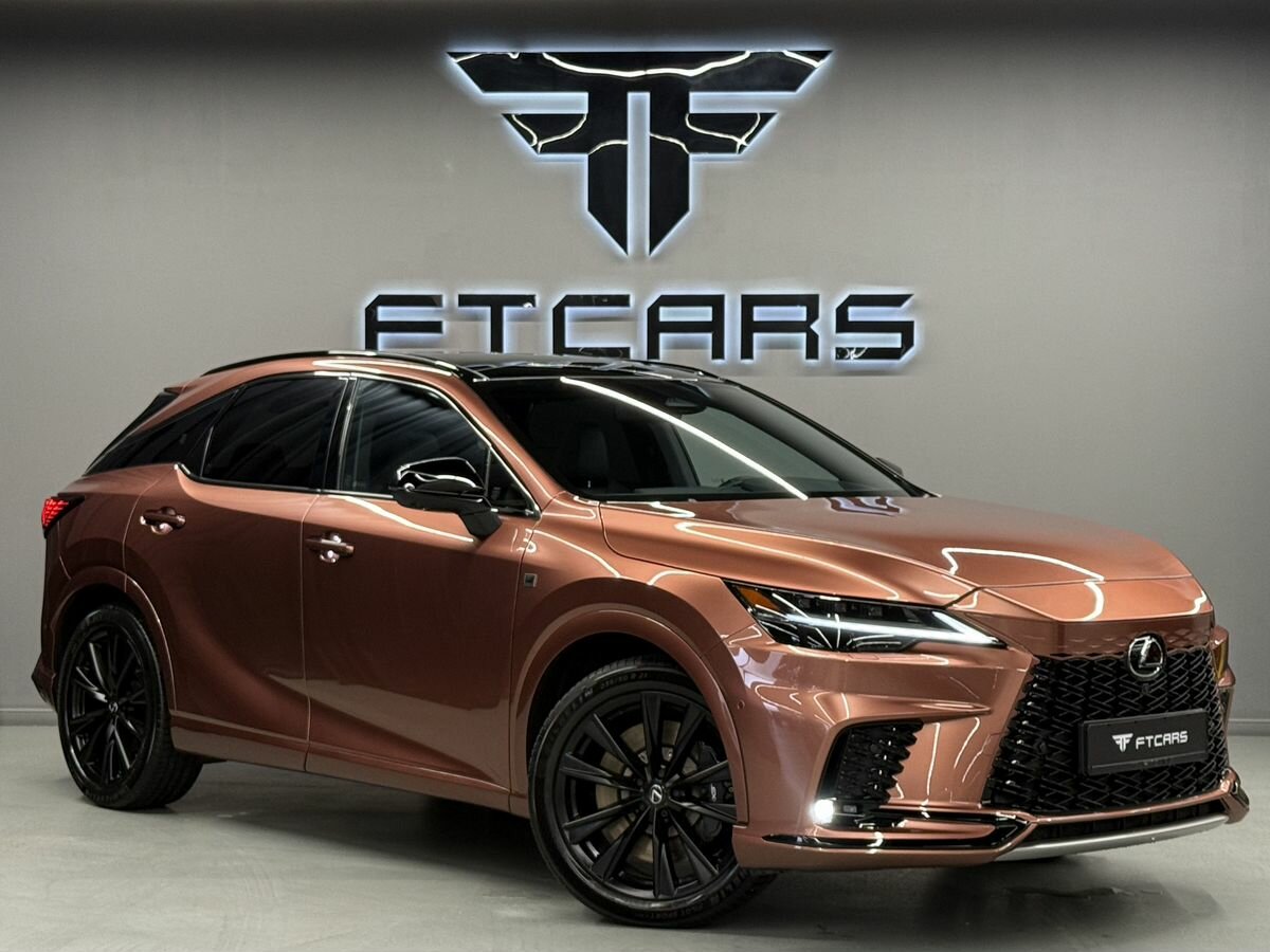 Lexus RX V
