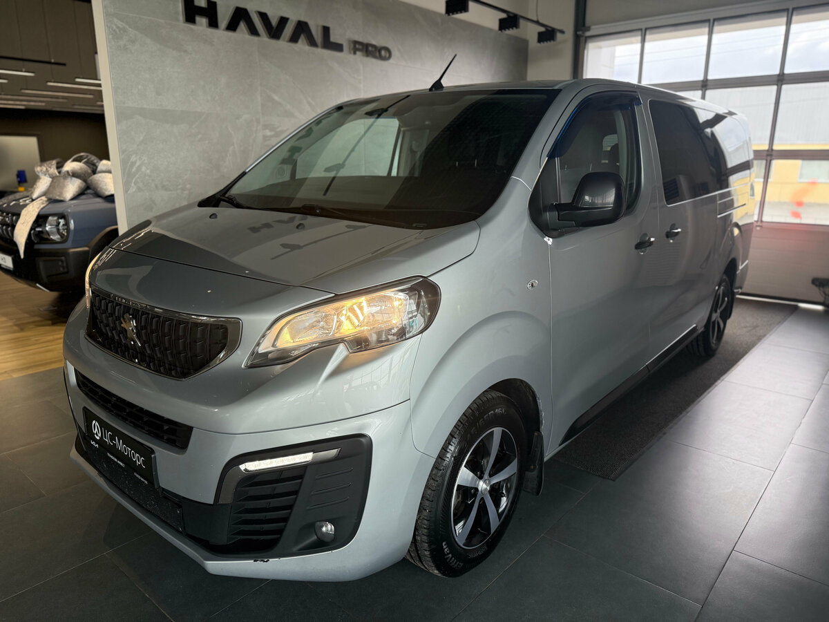 Peugeot Traveller I