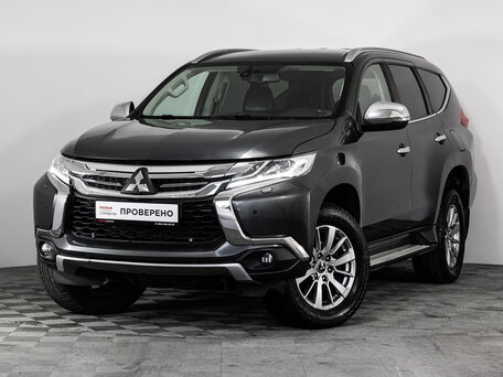 Mitsubishi Pajero Sport III