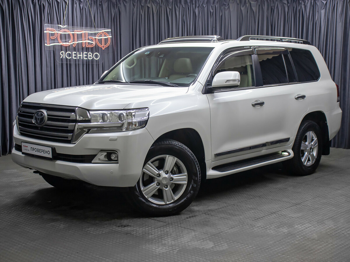 Toyota Land Cruiser 200 Series Рестайлинг 2