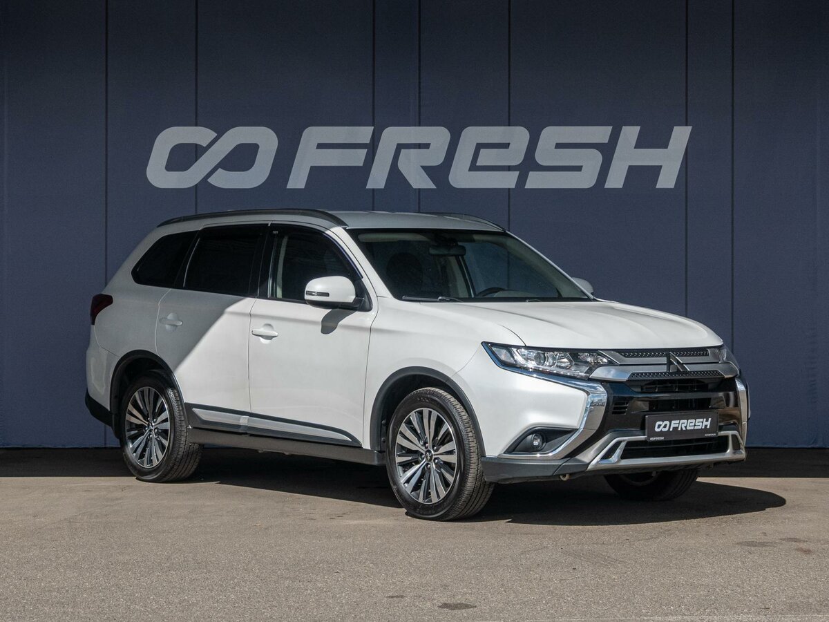 Открыть фотографии: Mitsubishi Outlander III Рестайлинг 2