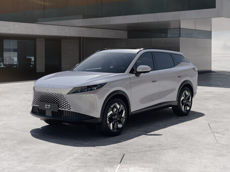 Omoda C7