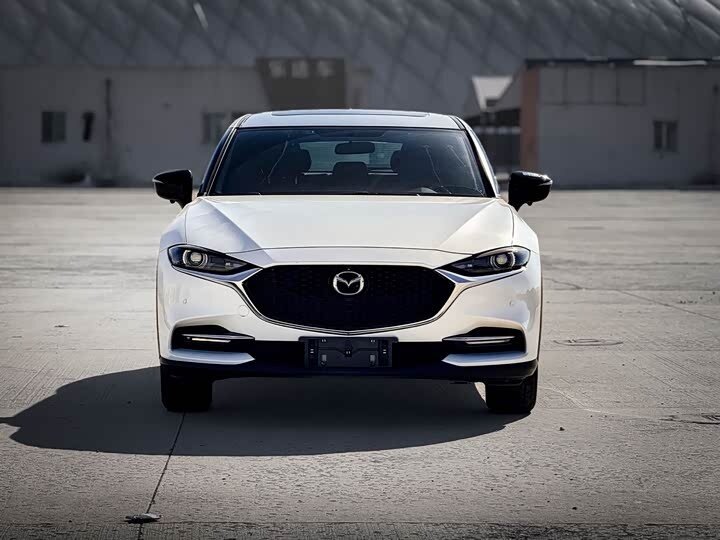 Открыть фотографии: Mazda CX-4 I Рестайлинг