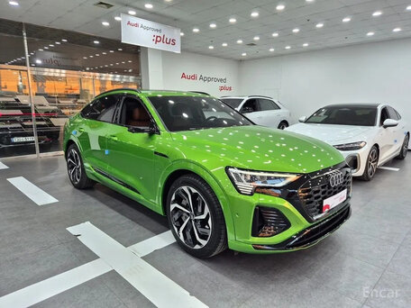 Audi Q8 Sportback e-tron