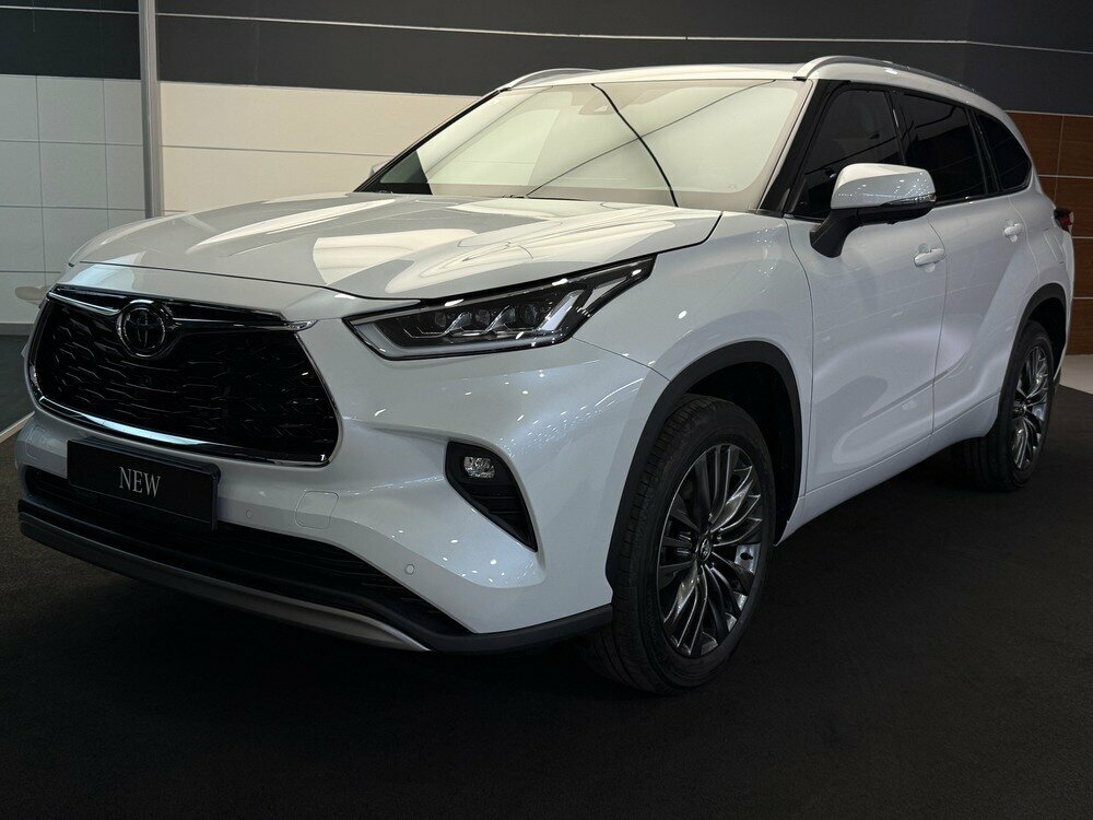 Toyota Highlander IV (XU70)