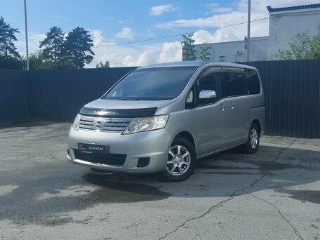 Nissan Serena III (C25)