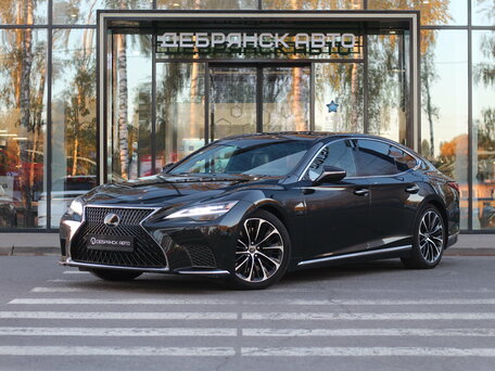 Lexus LS V