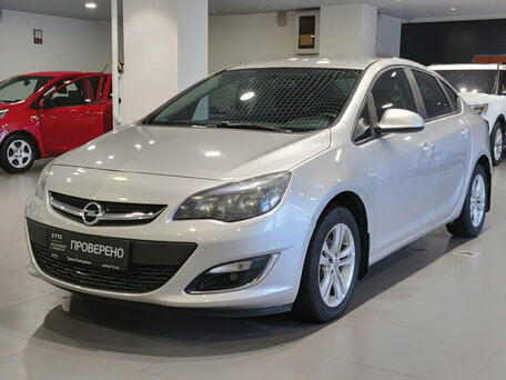 Opel Astra J Рестайлинг