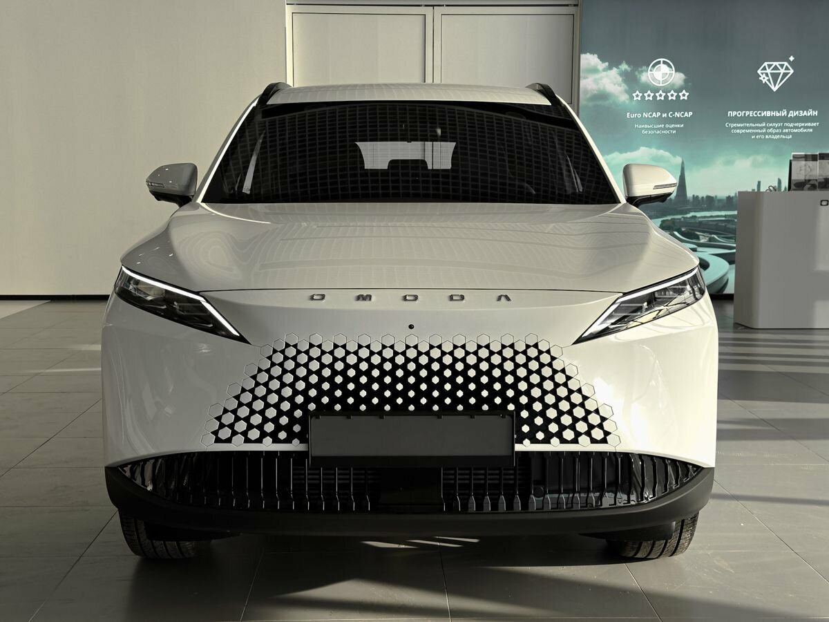 Omoda C7