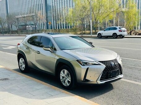 Lexus UX I