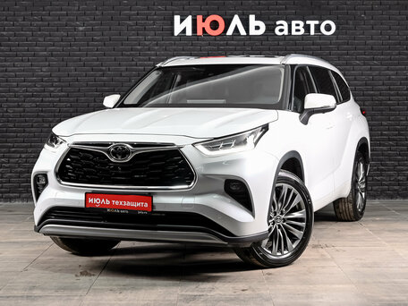 Toyota Highlander IV (XU70)