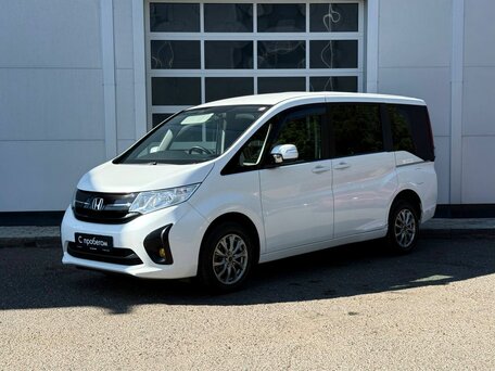 Honda Stepwgn V