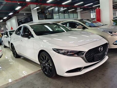 Mazda 3 IV (BP)