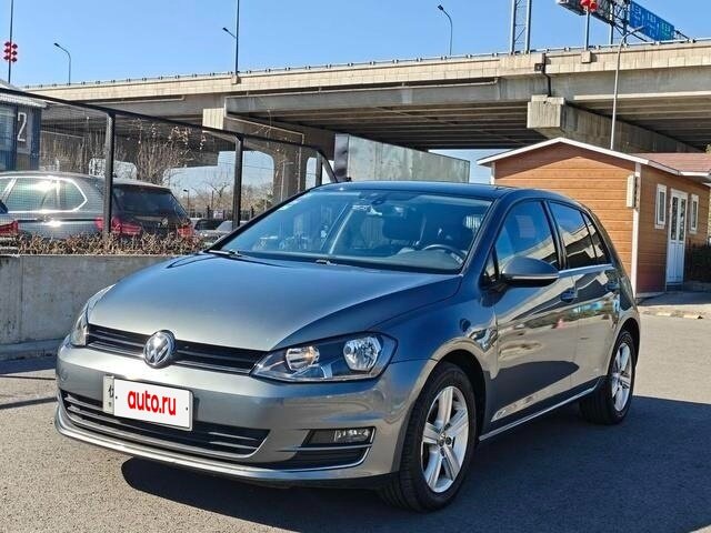 Volkswagen Golf VIII