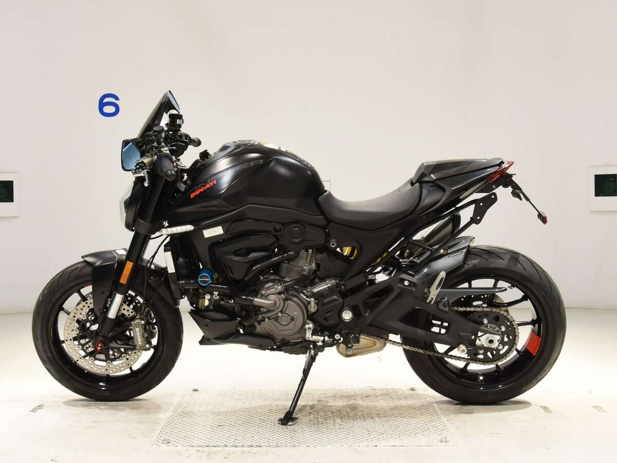 Ducati Monster 937