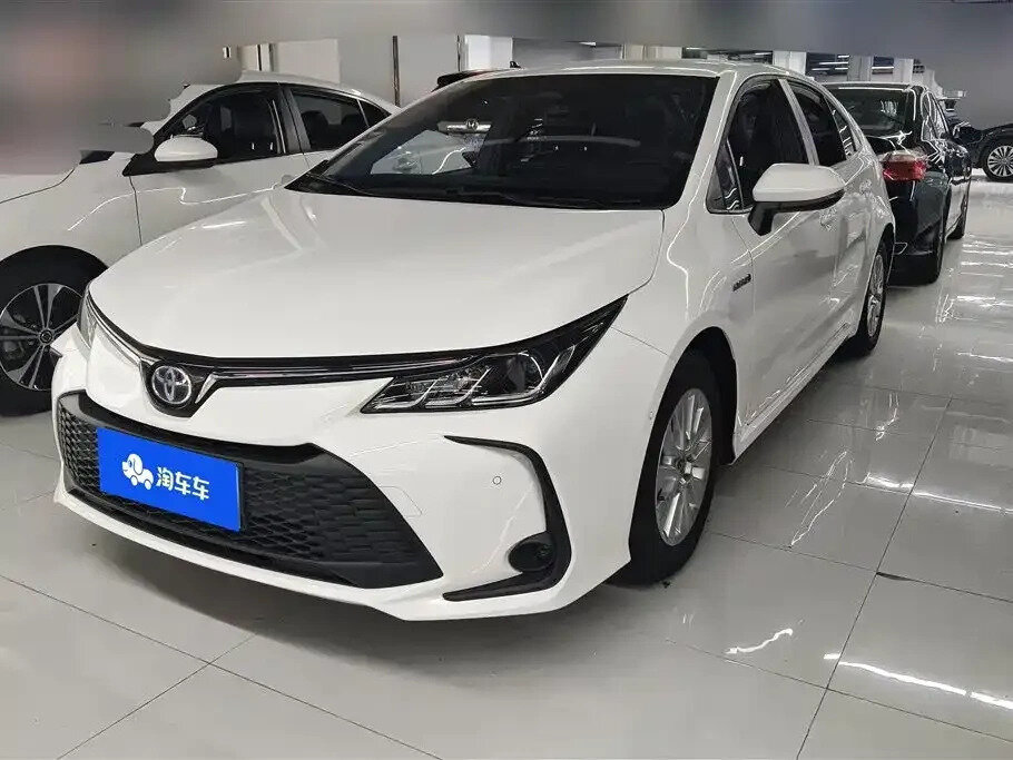 Toyota Corolla XII (E210)
