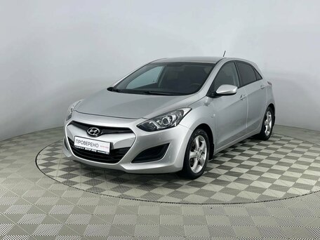 Hyundai i30 II