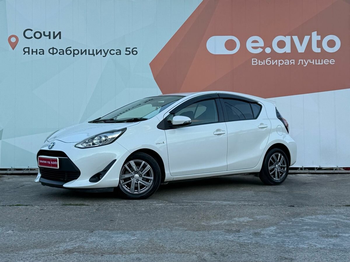 Открыть фотографии: Toyota Aqua I Рестайлинг