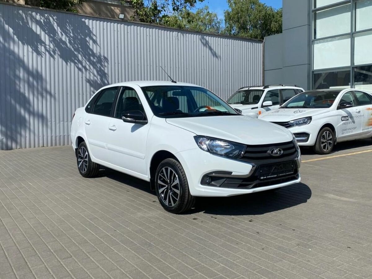 Открыть фотографии: Lada (ВАЗ) Granta I Рестайлинг