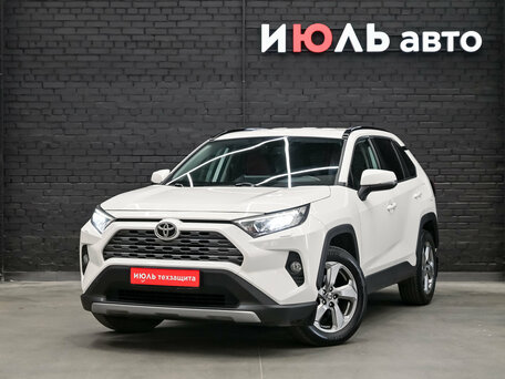 Toyota RAV4 V (XA50)