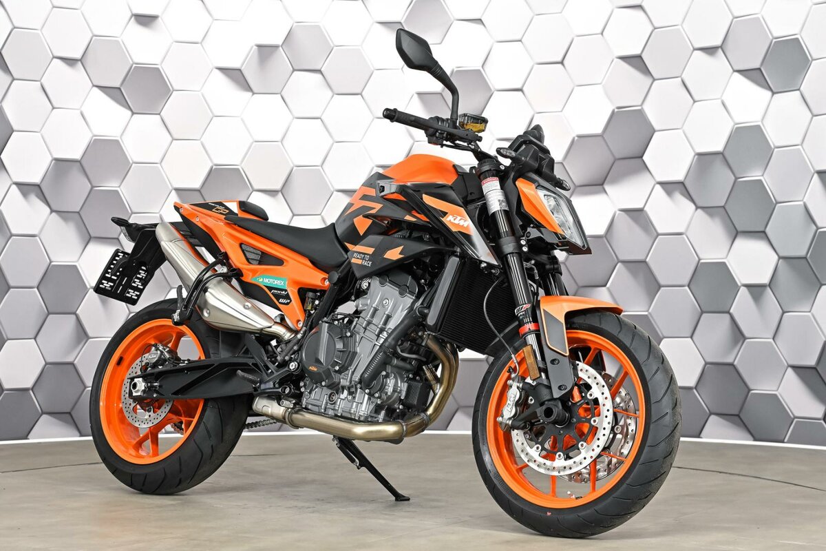 KTM 890 Duke GP