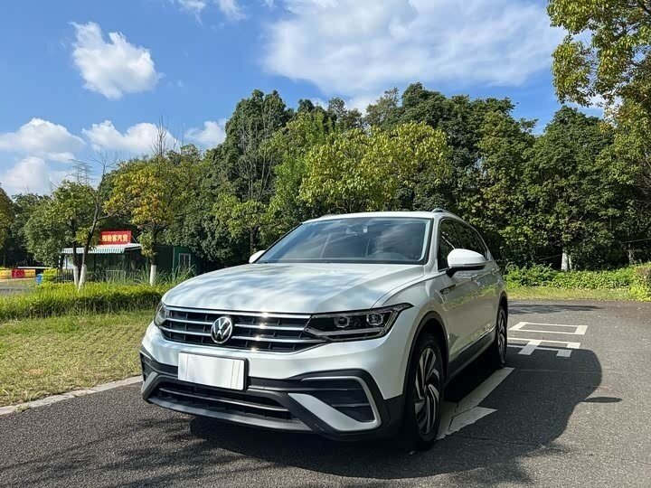 Volkswagen Tiguan L II (China Market)