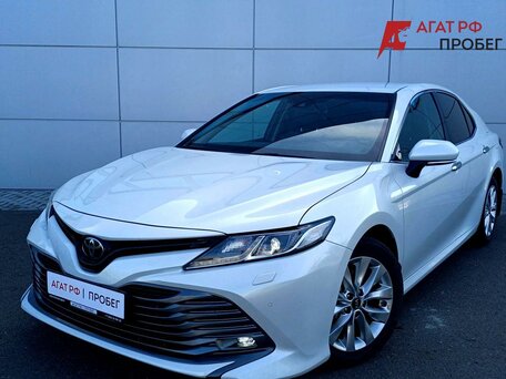 Toyota Camry VIII (XV70)