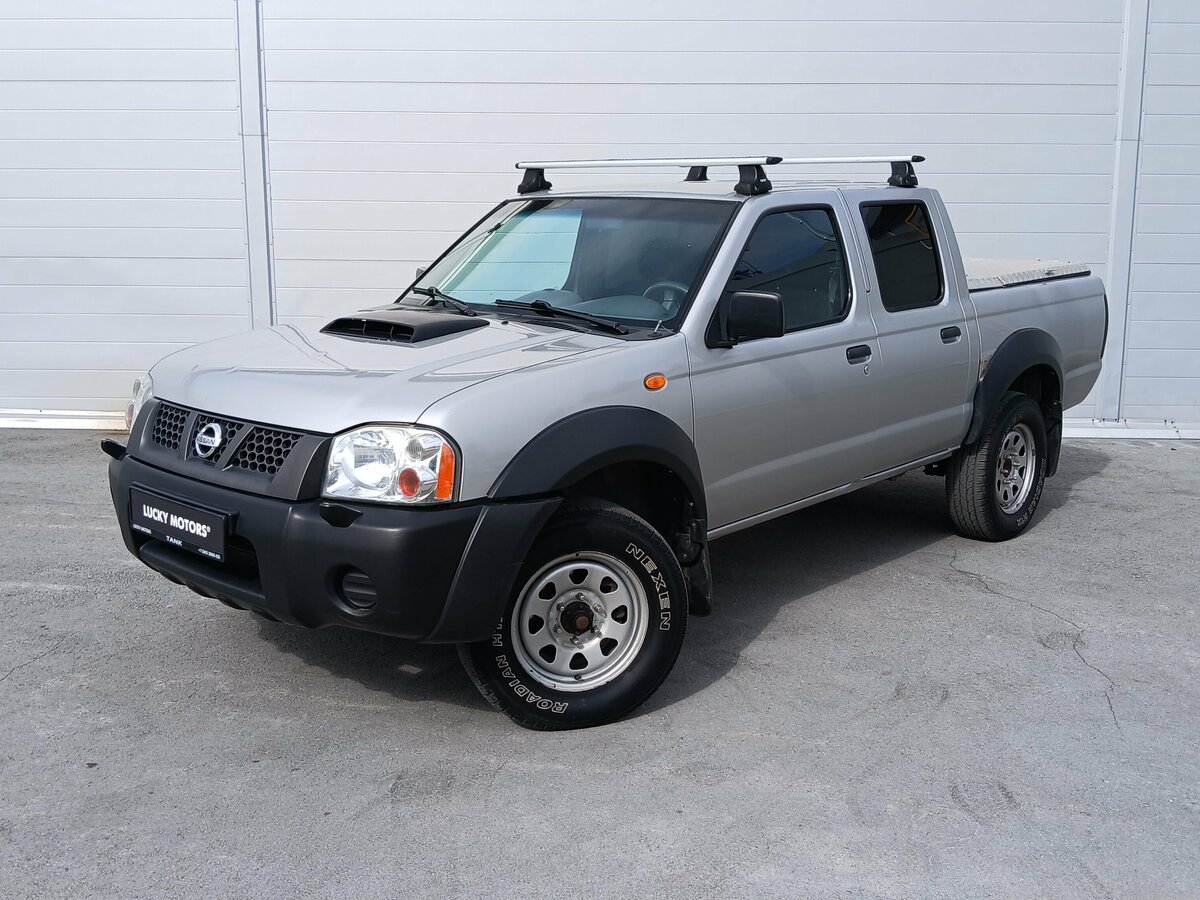 Nissan NP300