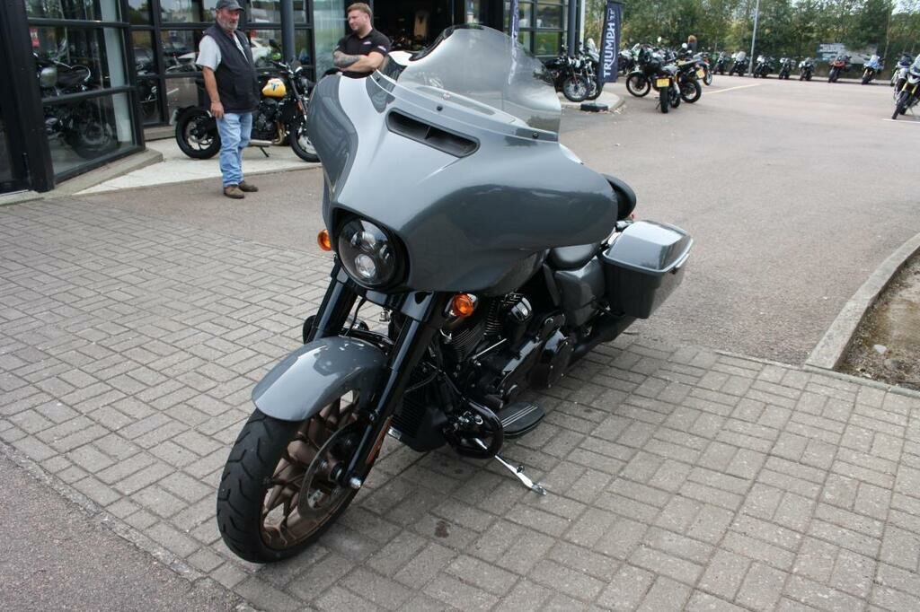 Harley-Davidson CVO Street Glide