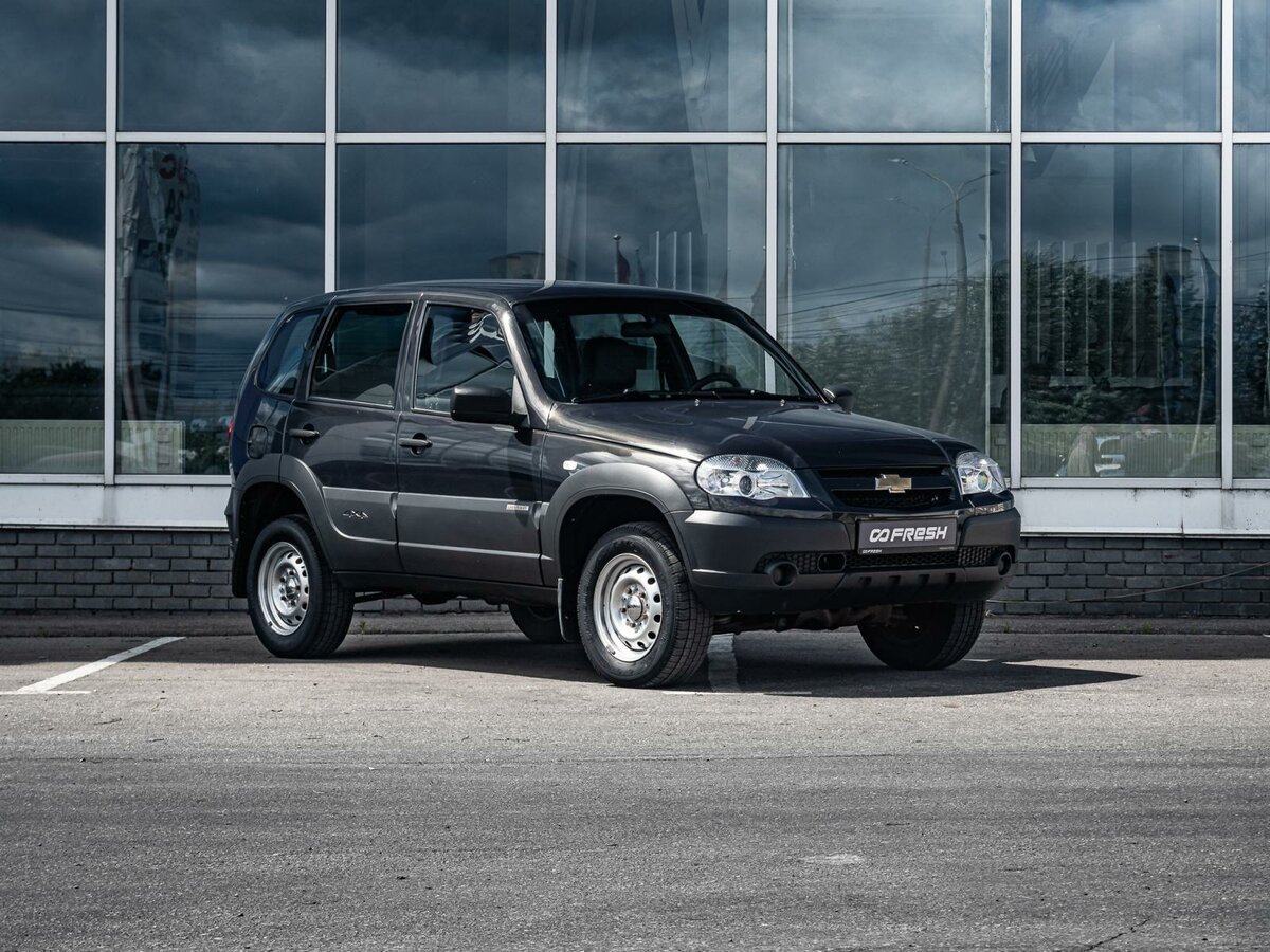 Открыть фотографии: Chevrolet Niva I Рестайлинг