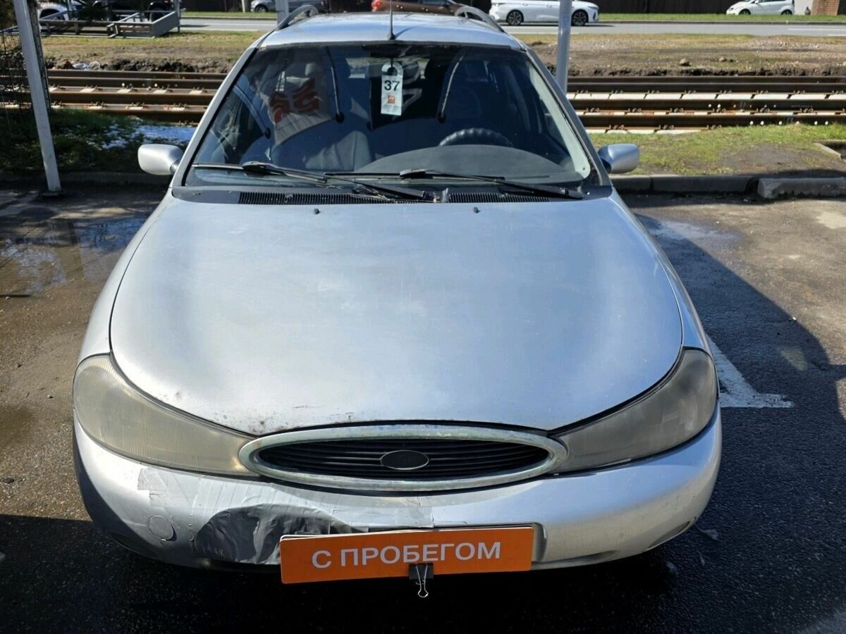 Ford Mondeo II