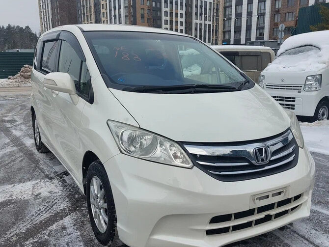 Honda Freed I Рестайлинг