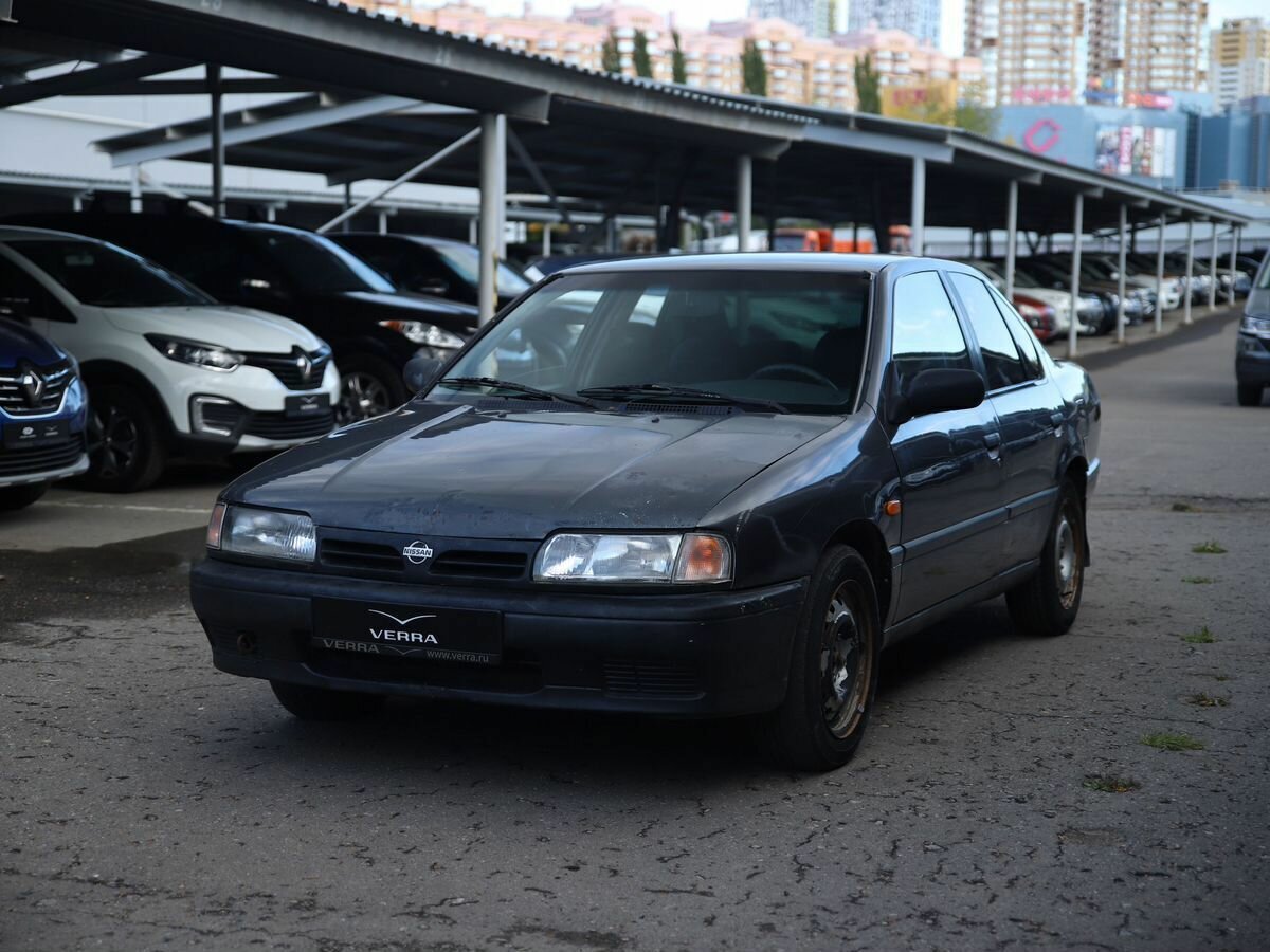 Открыть фотографии: Nissan Primera I (P10)