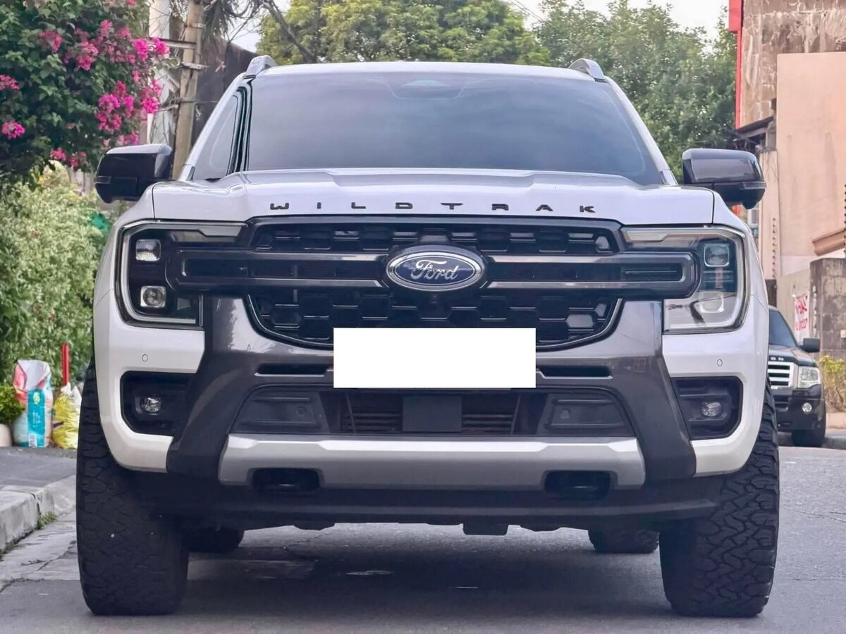 Открыть фотографии: Ford Everest III