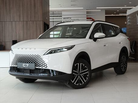 Omoda C7
