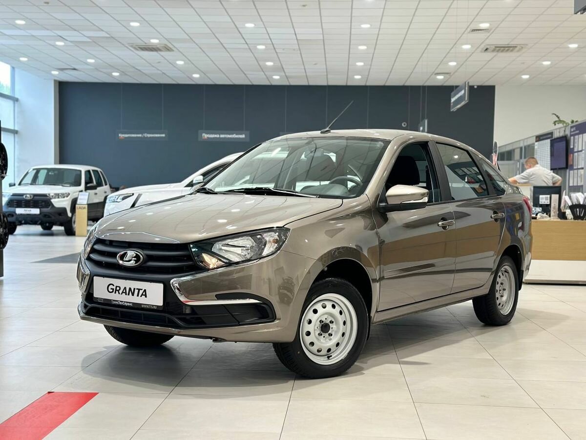 Открыть фотографии: Lada (ВАЗ) Granta I Рестайлинг