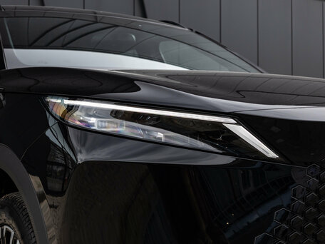 Omoda C7