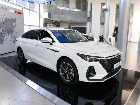Chery Arrizo 8