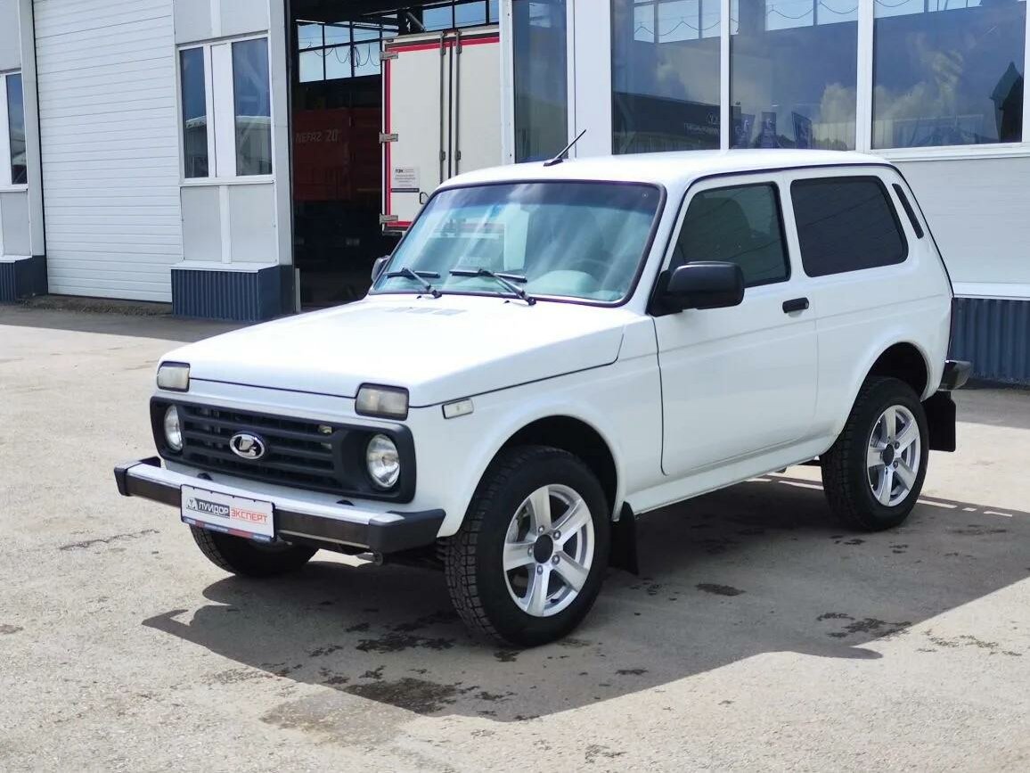 Открыть фотографии: Lada (ВАЗ) Niva Legend I