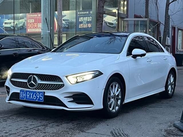 Mercedes-Benz A-Класс 180 IV (W177)